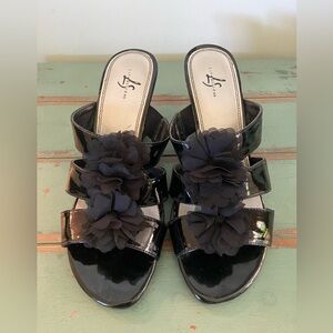 Women’s Life Stride Black Patent Sandals/Slide Ons Size 7-1/2